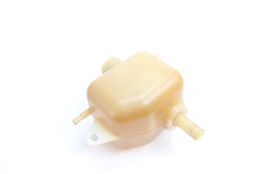 photo de SERBATOIO OLIO PEUGEOT SATELIS 125 (2006 - 2009) - Primo piano tecnico