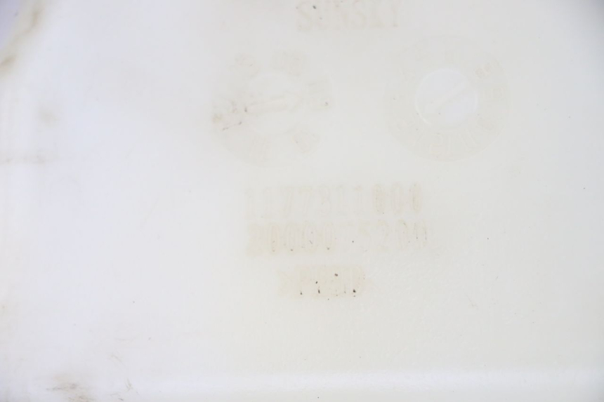 photo de SERBATOIO OLIO PEUGEOT SPEEDFIGHT 3 AIR 50 (2009 - 2015) - Dettaglio del componente