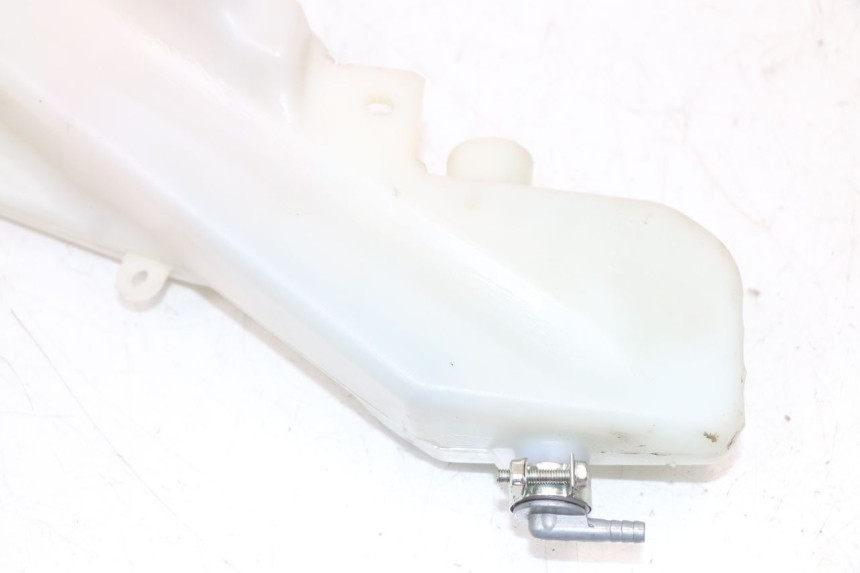 photo de SERBATOIO OLIO APRILIA SR 2T 50 (2018 - 2022) - Primo piano tecnico