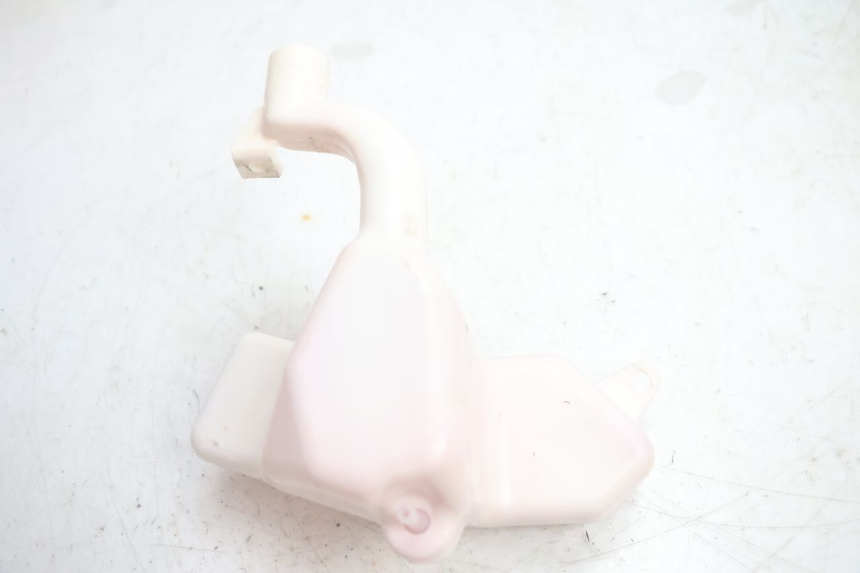 photo de OLIO PEUGEOT STREETZONE NAKED 2T 50 (2014 - 2018) - Primo piano tecnico