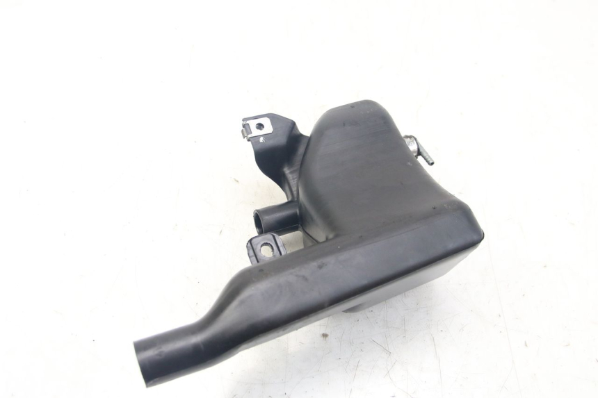 photo de RESERVOIR OLIO PIAGGIO VESPA SPRINT 2T 50 (2014 - 2018) - Primo piano tecnico