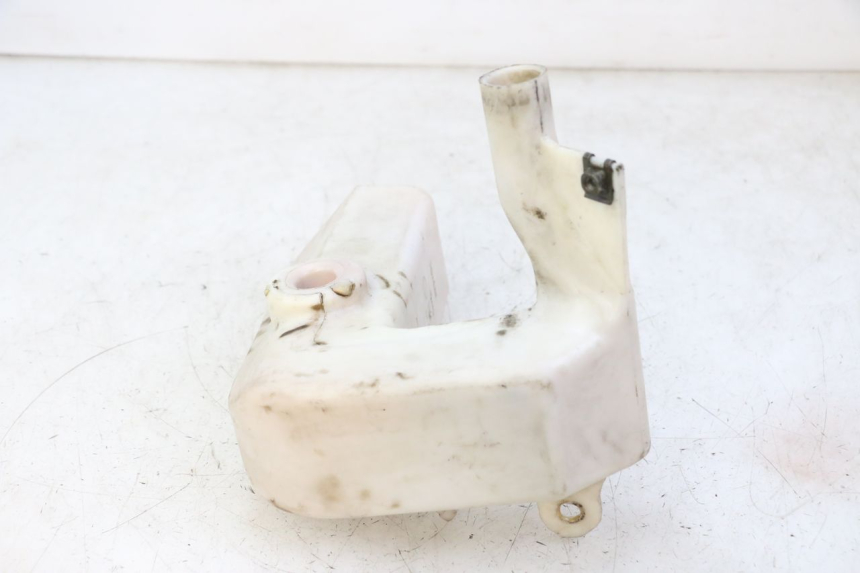 photo de SERBATOIO OLIO PEUGEOT VIVACITY NEW 2T 50 (2008 - 2017) - Primo piano tecnico