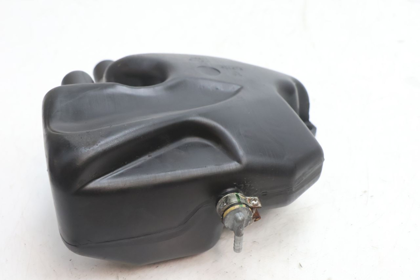 photo de SERBATOIO OLIO PIAGGIO ZIP 2T 50 (2009 - 2019) - Vista d'insieme del prodotto