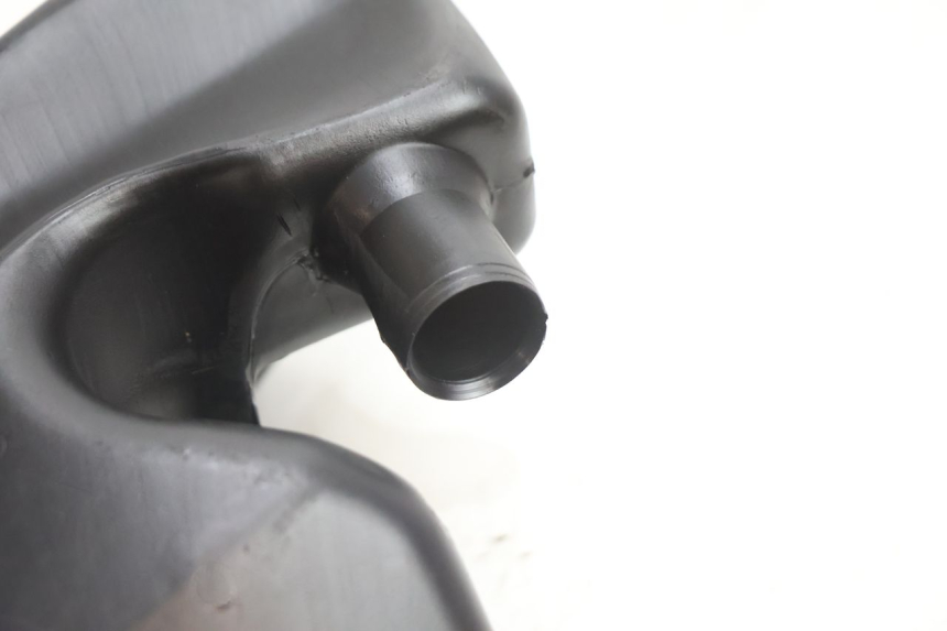 photo de SERBATOIO OLIO PIAGGIO ZIP 2T 50 (2009 - 2019) - Altra angolazione