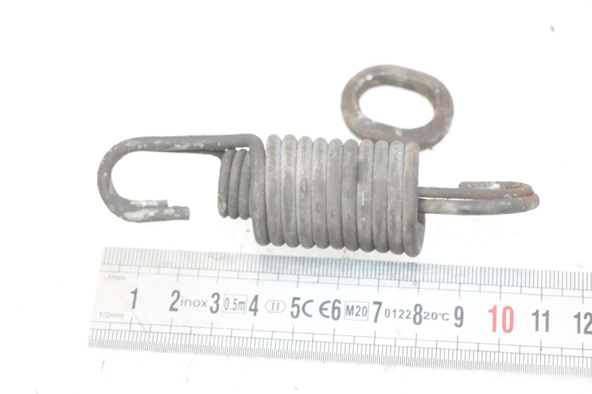 photo de MOLLA CAVALLETTO CENTRALE PEUGEOT SATELIS 125 (2013 - 2018) - Dettaglio del componente