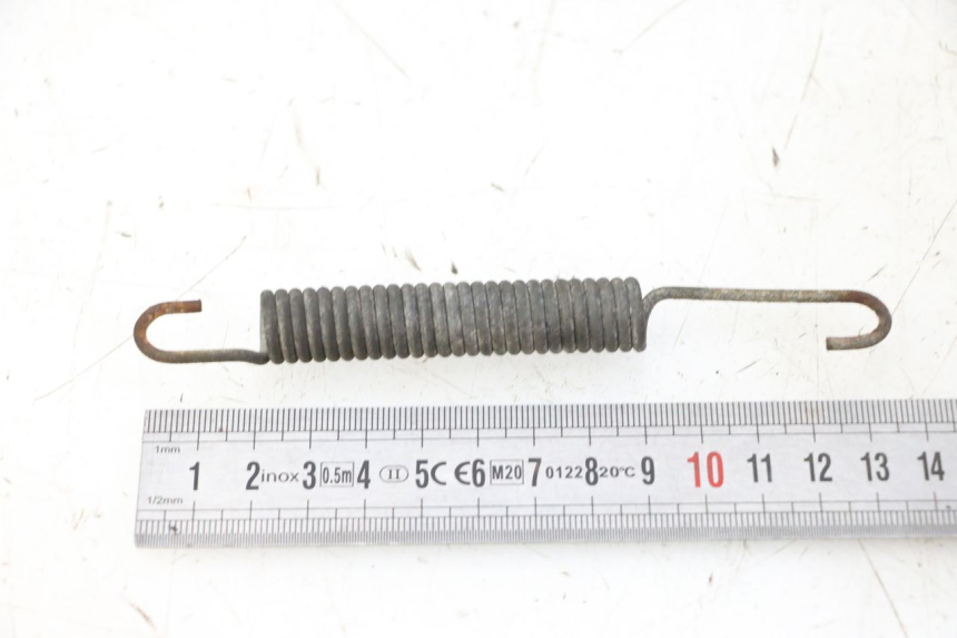 photo de MOLLA CAVALLETTO LATERAL PEUGEOT SATELIS 125 (2013 - 2018) - Dettaglio del componente