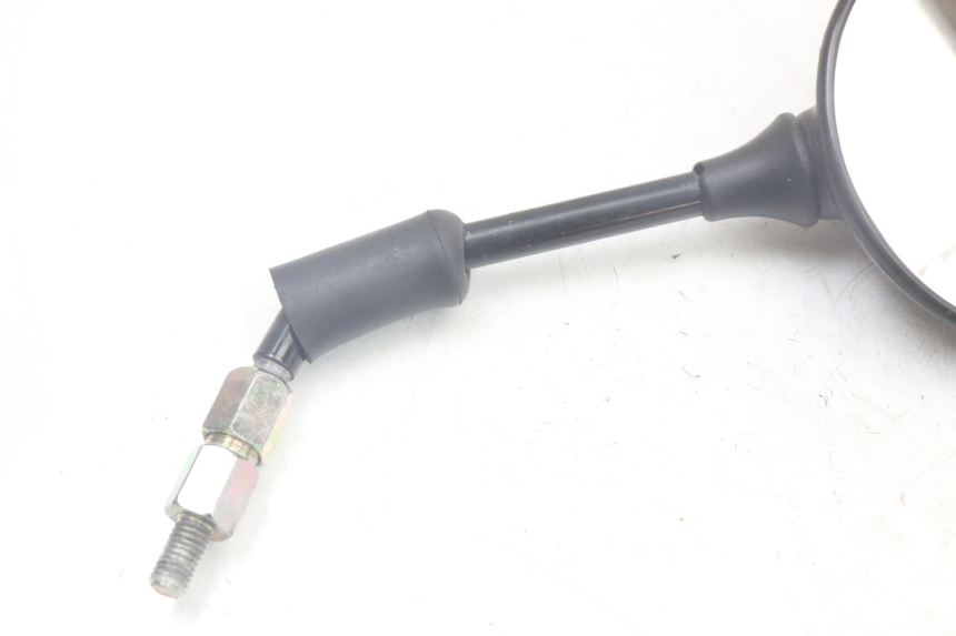 photo de SPECCHIETTO DESTRO KYMCO AGILITY 4T 50 (2018 - 2022) - Zoom sullo stato d'uso