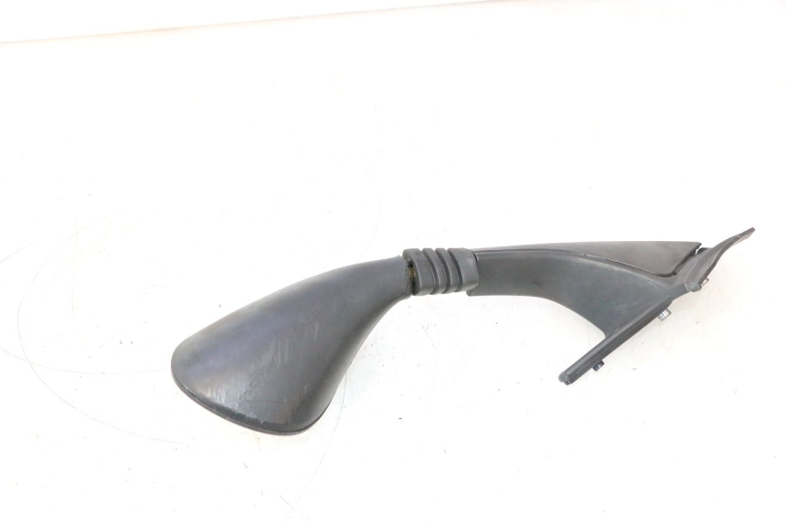 photo de SPECCHIO DESTRO APRILIA ATLANTIC S 125 (2010 - 2013) - Caratteristiche distintive