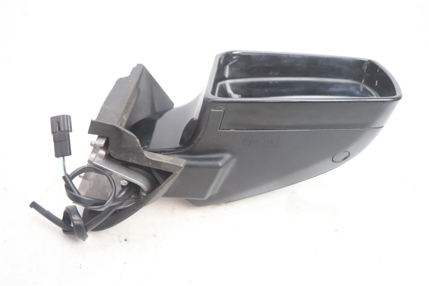 photo de SPECCHIO DESTRO SUZUKI BURGMAN EXECUTIVE ABS 650 (2006 - 2012) - Altra angolazione
