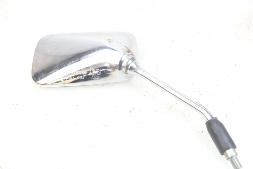 photo de SPECCHIETTO DESTRO HONDA CA REBEL 125 (1995 - 2001) - Stato della superficie e materiale