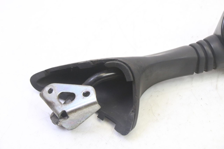 photo de SPECCHIO DESTRO HONDA FES S-WING SWING ABS 125 (2007 - 2015) - Dettaglio del componente