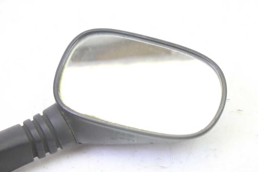 photo de SPECCHIO DESTRO HONDA FES S-WING SWING ABS 125 (2007 - 2015) - Zoom sullo stato d'uso