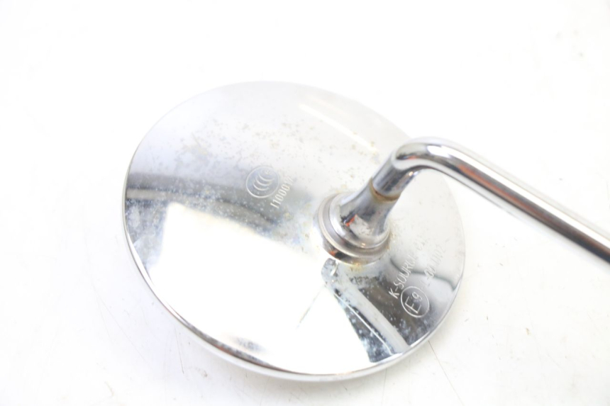 photo de SPECCHIO DESTRO SYM FIDDLE 3 III 125 (2014 - 2020) - Dettagli dei punti di fissaggio