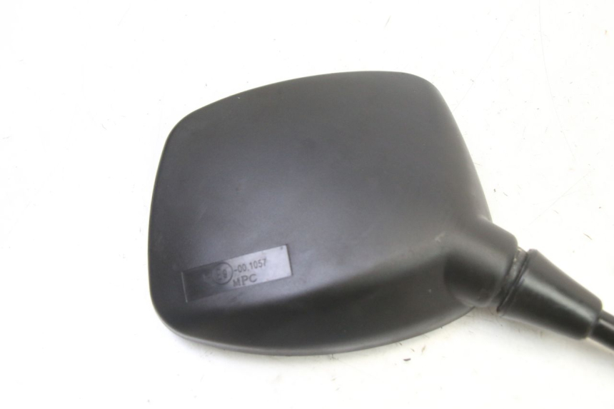 photo de SPECCHIO DESTRO YAMAHA FJ 36Y 1100 (1984 - 1985) - Dettagli dei punti di fissaggio