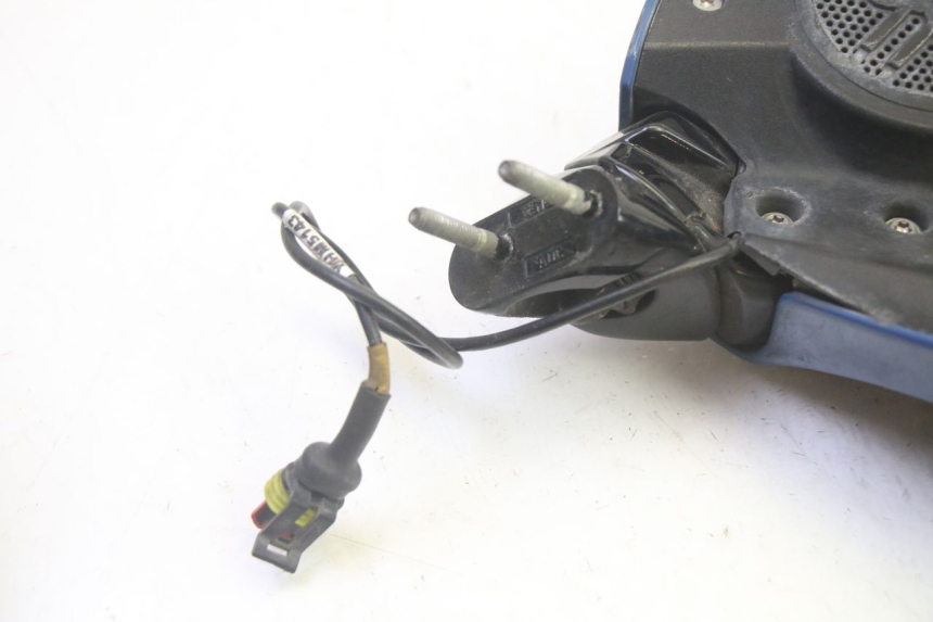 photo de SPECCHIETTO DESTRO YAMAHA FJR ABS 1300 (2006 - 2012) - Primo piano tecnico