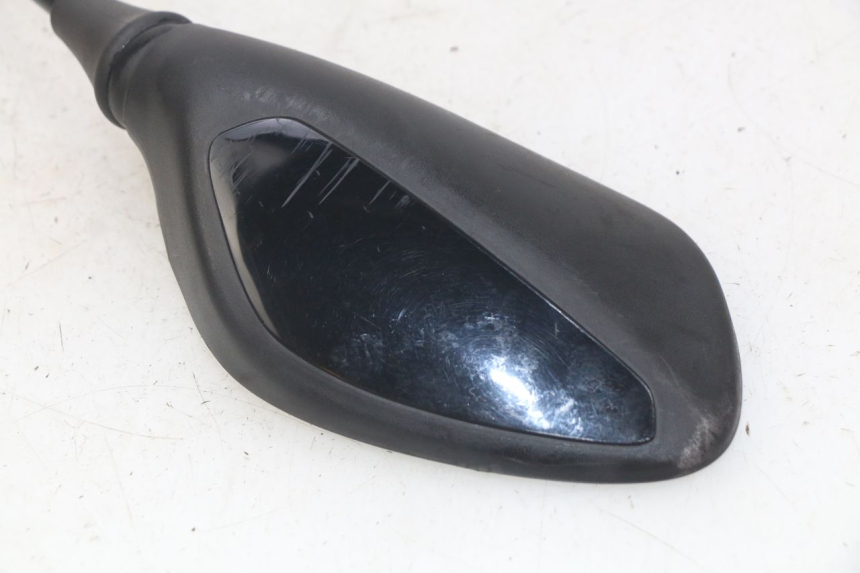 photo de SPECCHIETTO DESTRO PEUGEOT GEOPOLIS 400 (2007 - 2013) - Primo piano tecnico