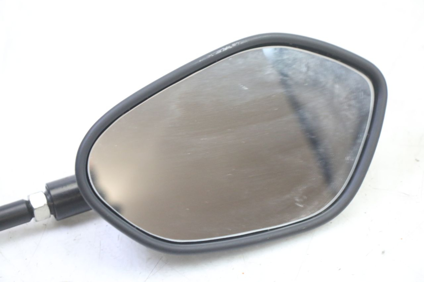 photo de SPECCHIO DESTRO SUZUKI GSR 750 (2011 - 2017) - Altra angolazione