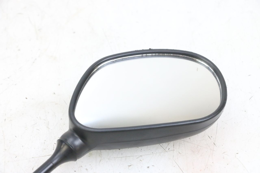 photo de SPECCHIETTO DESTRO PEUGEOT KISBEE 4T 50 (2018 - 2022) - Ricambio usato controllato