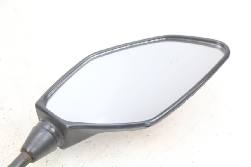 photo de SPECCHIETTO DESTRO YAMAHA MT ABS 125 (2014 - 2018) - Dettagli dei punti di fissaggio