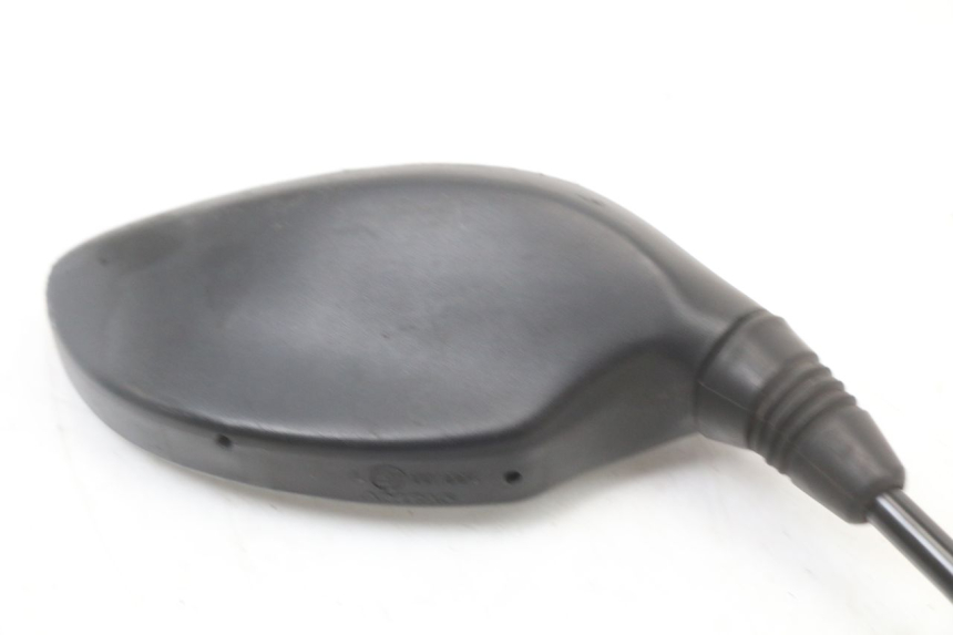 photo de SPECCHIO DESTRO HONDA PCX (JF47) 125 (2012 - 2013) - Primo piano tecnico