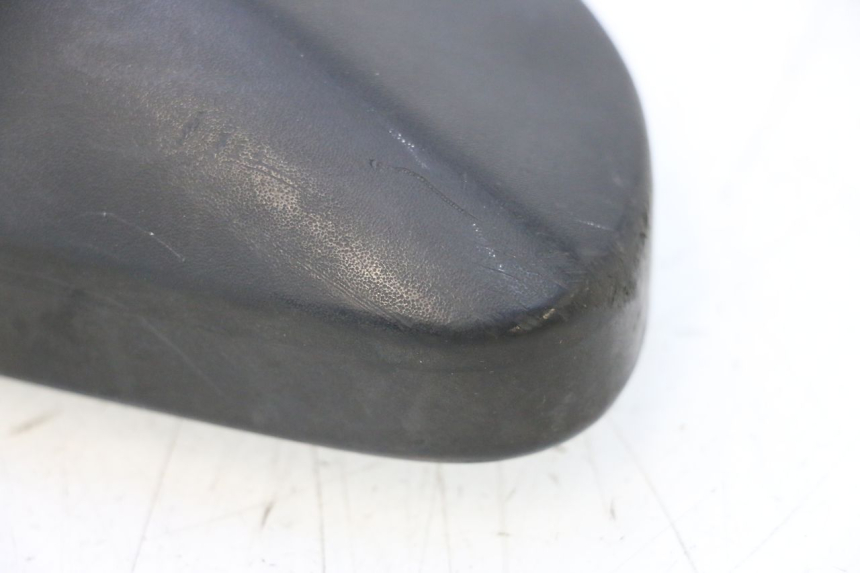 photo de SPECCHIO DESTRO HONDA PCX (JF57/JF64) 125 (2014 - 2018) - Zoom sullo stato d'uso
