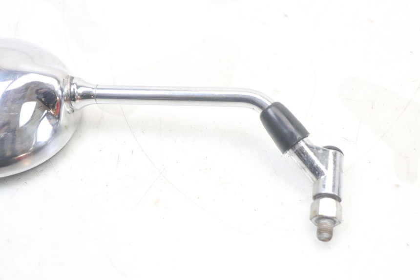 photo de Specchietto destro PIAGGIO BEVERLY 125 (1998 - 2005) - Stato della superficie e materiale