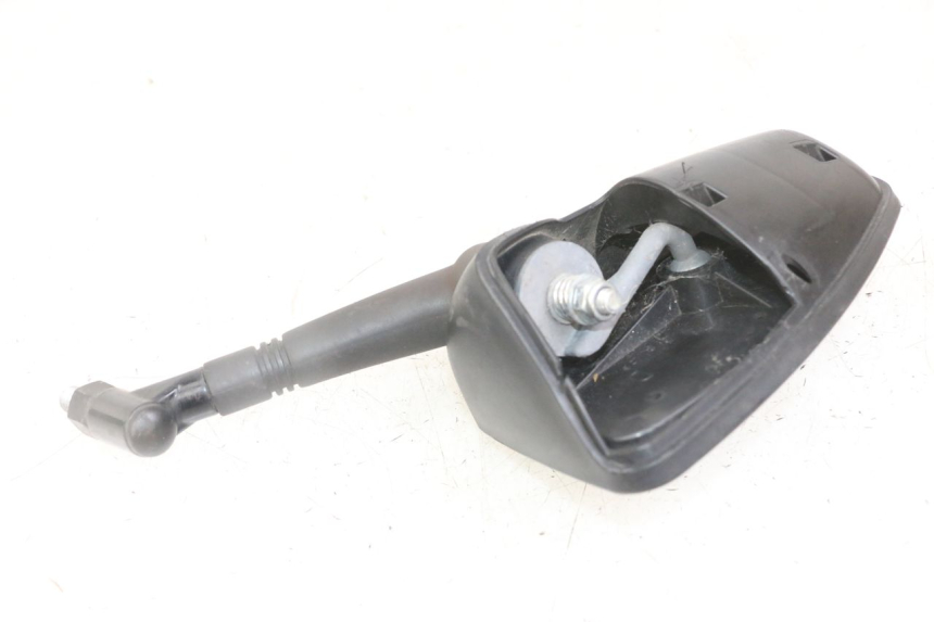 photo de SPECCHIO DESTRO PEUGEOT SATELIS 125 (2013 - 2018) - Primo piano tecnico