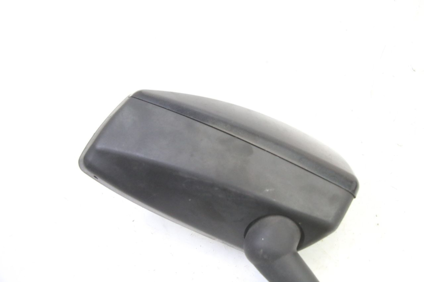 photo de SPECCHIO DESTRO PEUGEOT SATELIS 250 (2006 - 2012) - Dettagli dei punti di fissaggio