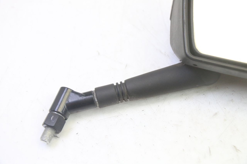 photo de SPECCHIETTO DESTRO PEUGEOT SATELIS 125 (2006 - 2009) - Zoom sullo stato d'uso