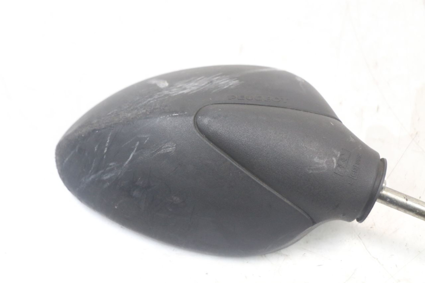photo de SPECCHIETTO DESTRO PEUGEOT SPEEDFIGHT 100 (1997 - 2007) - Stato della superficie e materiale