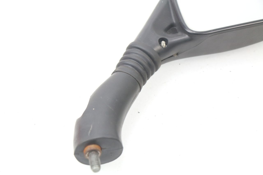 photo de Specchietto destro APRILIA SR CARB LC 2T 50 (2004 - 2012) - Stato della superficie e materiale