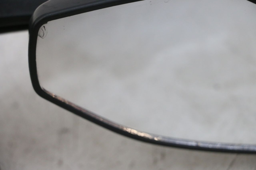 photo de SPECCHIO DESTRO PEUGEOT STREETZONE I 2T 50 (2018 - 2020) - Dettaglio del componente