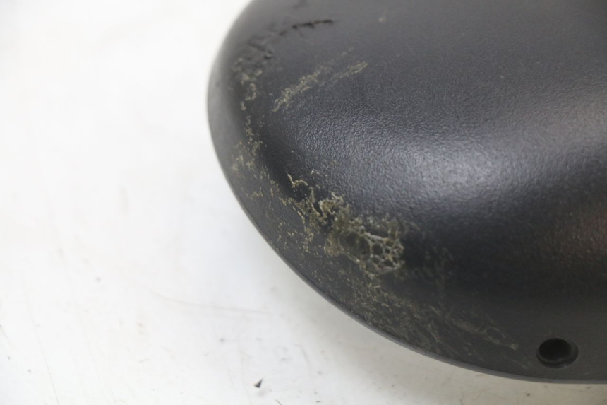 photo de SPECCHIO DESTRO SUZUKI BURGMAN 125 (2018 - 2021) - Stato della superficie e materiale