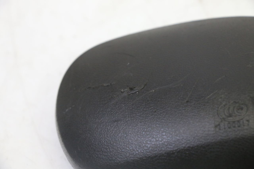 photo de Specchietto destro PEUGEOT TWEET 4T 50 (2018 - 2022) - Stato della superficie e materiale