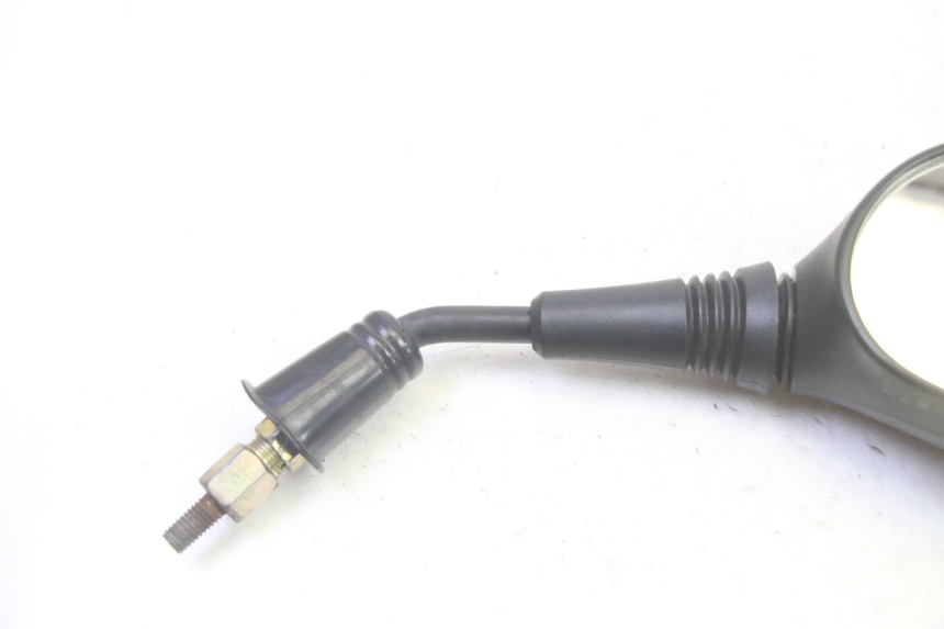 photo de SPECCHIO DESTRO PEUGEOT TWEET PRO EFI 4T 50 (2021 - 2022) - Zoom sullo stato d'uso