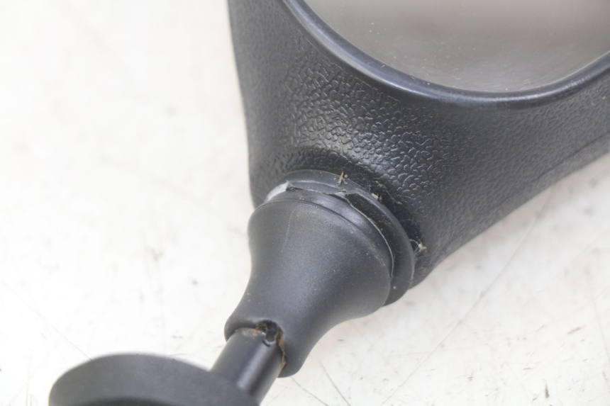 photo de SPECCHIETTO DESTRO PEUGEOT V-CLIC VCLIC 50 (2007 - 2013) - Altra angolazione