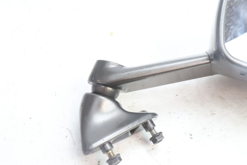 photo de SPECCHIETTO DESTRO KAWASAKI ZZR 600 (1995 - 2004) - Zoom sullo stato d'uso