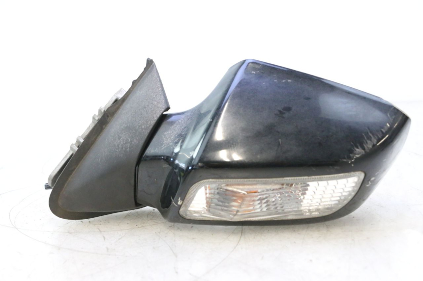 photo de SPECCHIO SINISTRO SUZUKI BURGMAN EXECUTIVE ABS 650 (2006 - 2012) - Zoom sullo stato d'uso