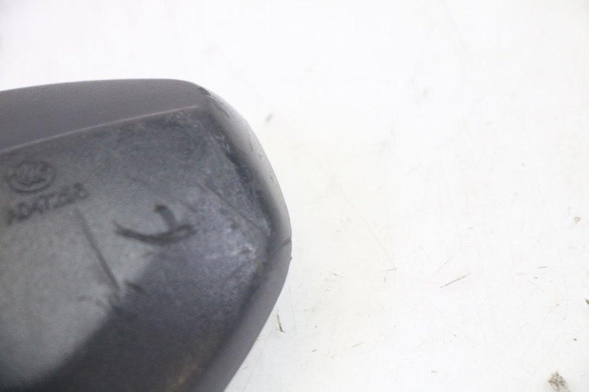 photo de SPECCHIETTO SINISTRO SYM CROX 4T 50 (2016 - 2023) - Marcature e riferimenti originali