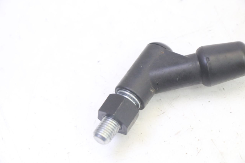 photo de SPECCHIO SINISTRO SUZUKI DL V STROM 1000 (2002 - 2007) - Dettagli dei punti di fissaggio