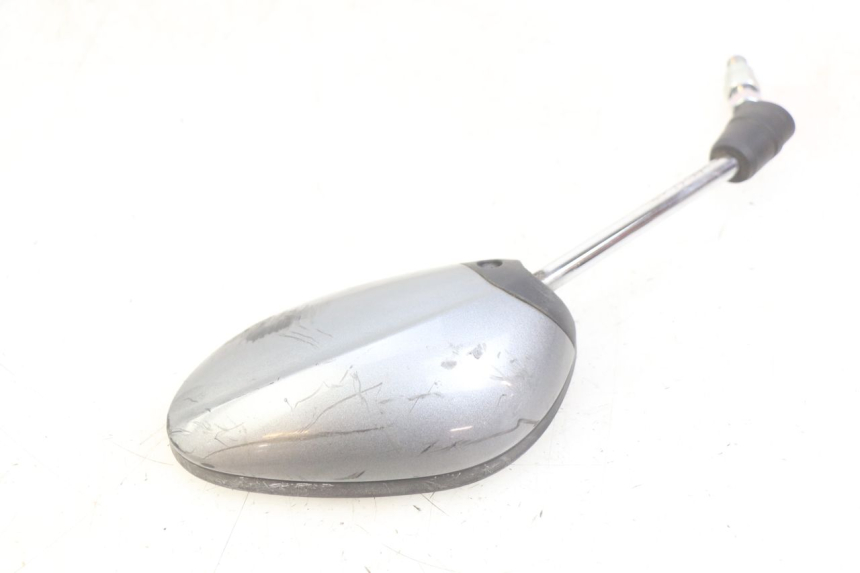 photo de SPECCHIETTO SINISTRO YAMAHA D'ELIGHT DELIGHT 125 (2017 - 2020) - Zoom sullo stato d'uso