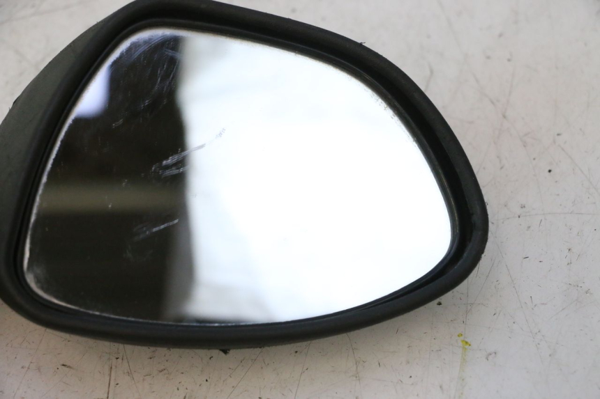 photo de SPECCHIETTO SINISTRO PEUGEOT ELYSTAR 50 (2002 - 2014) - Zoom sullo stato d'uso
