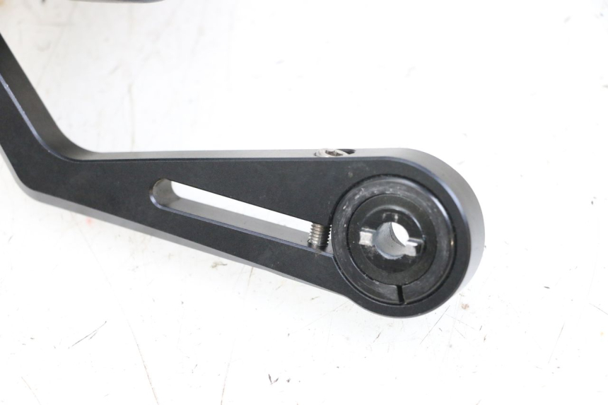 photo de SPECCHIO SINISTRO YAMAHA MT-07 MT07 ABS 700 (2018 - 2020) - Dettaglio del componente