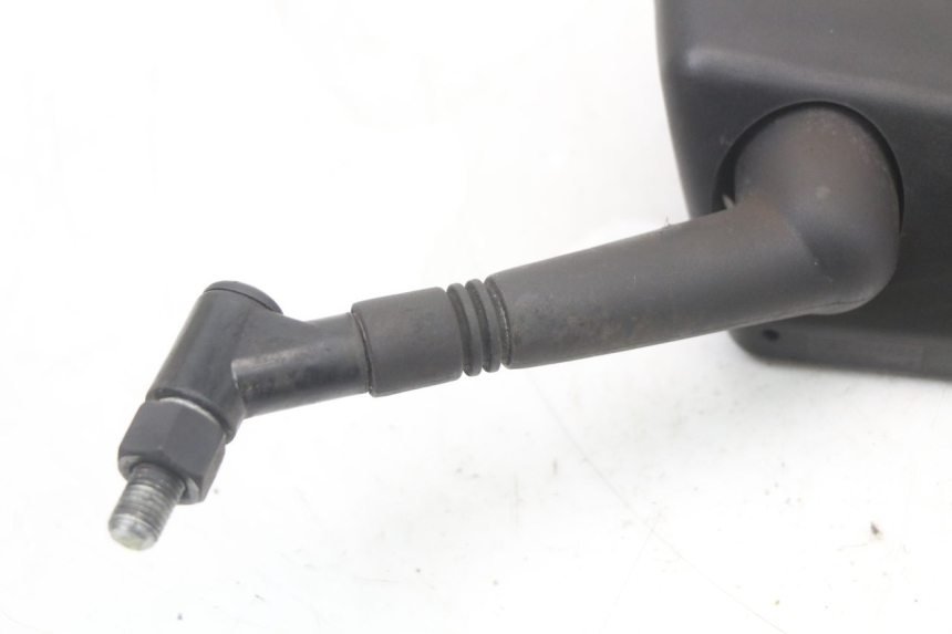 photo de SPECCHIETTO SINISTRO PEUGEOT SATELIS 125 (2010 - 2012) - Stato della superficie e materiale