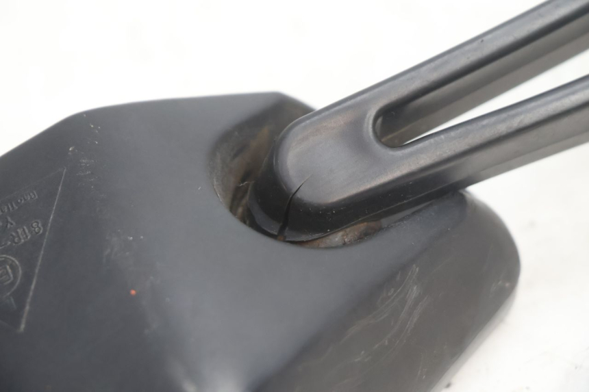photo de SPECCHIO SINISTRO RAZZO QTR 50 (2011 - 2018) - Primo piano tecnico