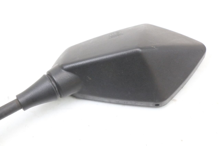 photo de SPECCHIETTO SINISTRO DAELIM S3 125 (2010 - 2017) - Dettagli dei punti di fissaggio