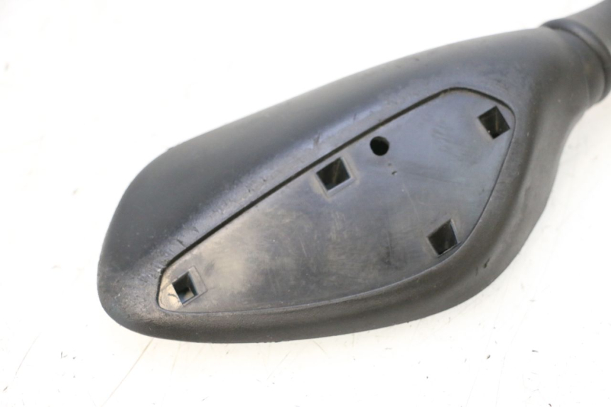photo de SPECCHIO SINISTRO PEUGEOT SATELIS COMPRESSOR K15 125 (2006 - 2009) - Primo piano tecnico