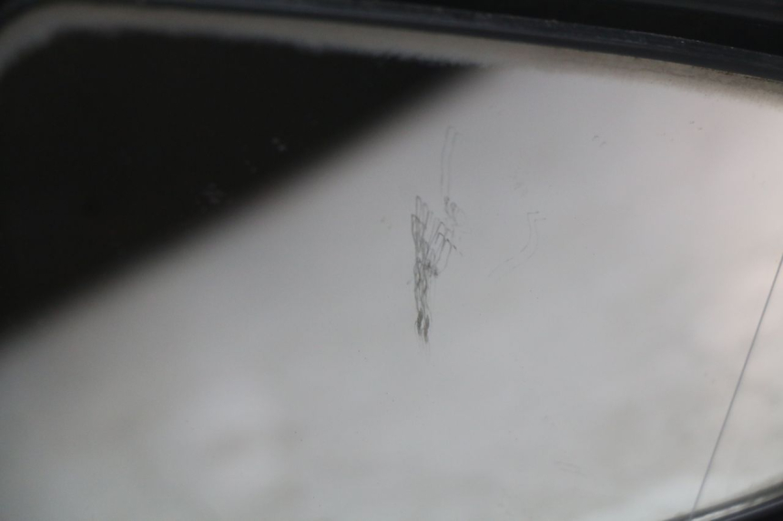 photo de SPECCHIETTO SINISTRO PEUGEOT SATELIS 125 (2010 - 2012) - Primo piano tecnico