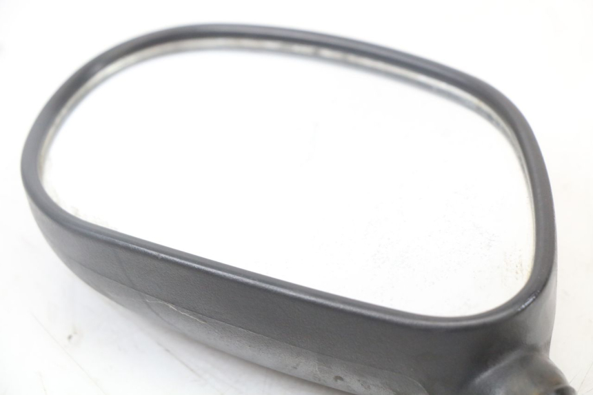 photo de SPECCHIO SINISTRO PEUGEOT STREETZONE 2T 50 (2014 - 2019) - Stato della superficie e materiale