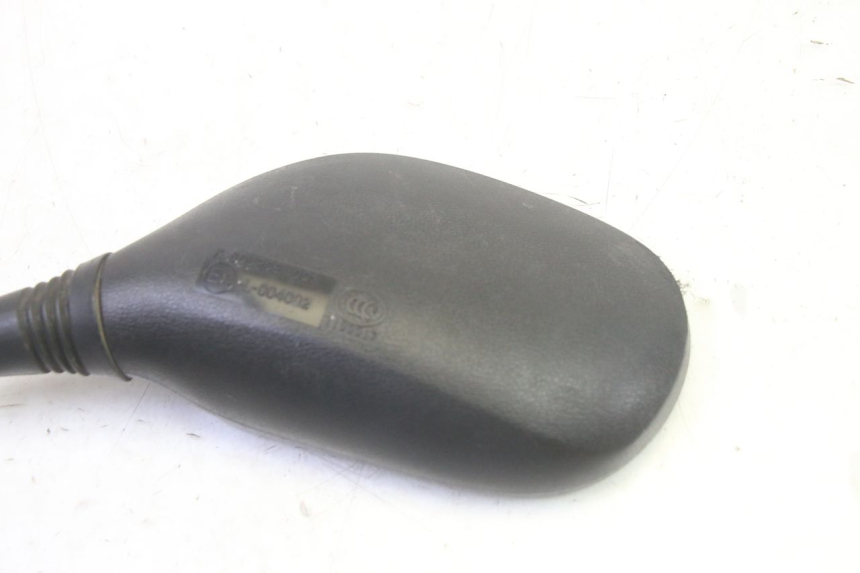 photo de SPECCHIO SINISTRO PEUGEOT TWEET PRO EFI 4T 50 (2021 - 2022) - Stato della superficie e materiale